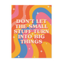 Retro Groovy Wellen mit Achtsamkeits-Mantra