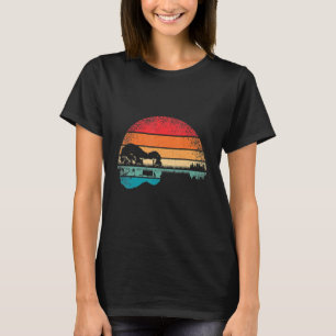 Retro Guitar Lake Sunset Gitarrist Music T-Shirt
