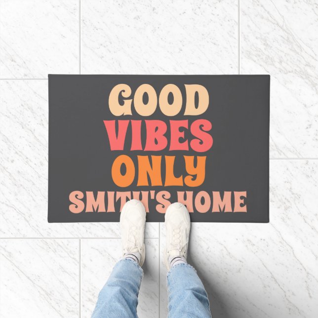Retro Gute Vibes Only Name personalisieren Fußmatte (Indoor)