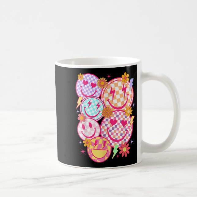 Retro Happy Face Checkered Pattern Smile Face Tren Kaffeetasse (Rechts)