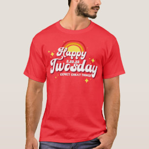 Retro Happy zwei Tage erwarten Großes T-Shirt