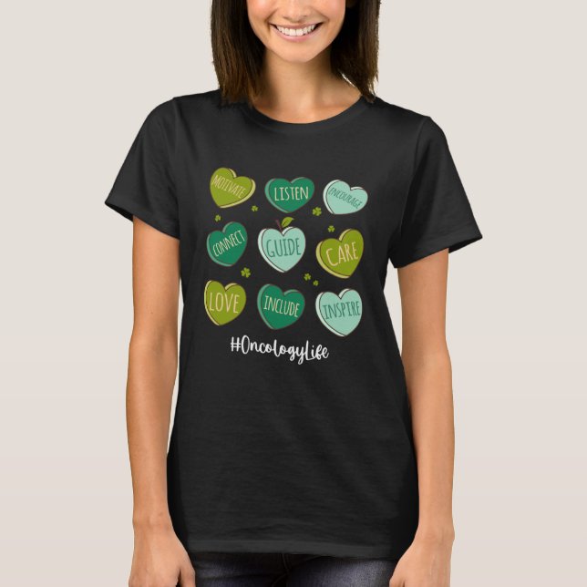 Retro Hearts Oncology Nurse Life  St Patrick s Day T-Shirt (Vorderseite)