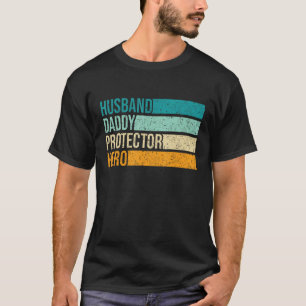 Retro Husband Daddy Protector Hero Vatertag T-Shirt