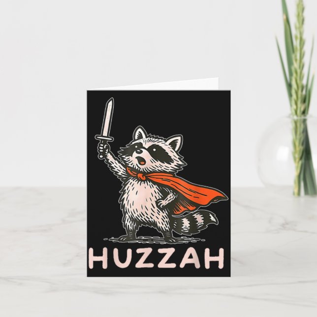 Retro Huzzah Raccoon Knight Funny Sword Meme Quote Karte (Vorderseite)
