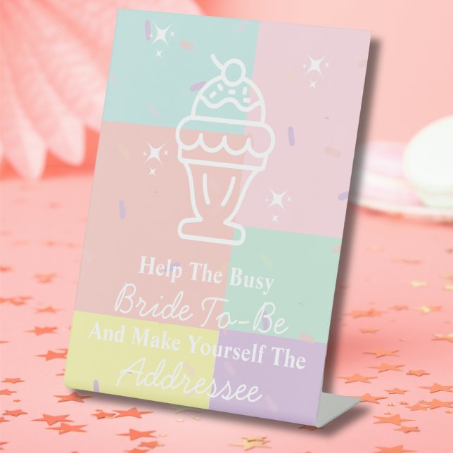 Retro Ice Creme macht sich selbst zum Empfänger Sockelschild (Retro Ice Cream Make Yourself The Addressee Pedestal Sign)