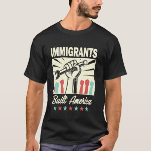 Retro Immigrant Legacy USA - Einwanderer bauten Am T-Shirt