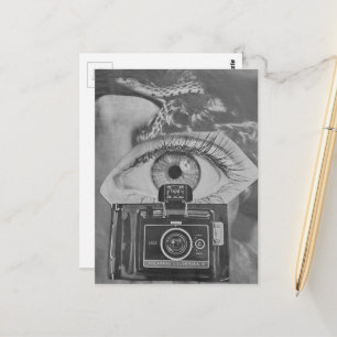 Retro-Kamera-Augenball und Schlange surreale Colla Postkarte