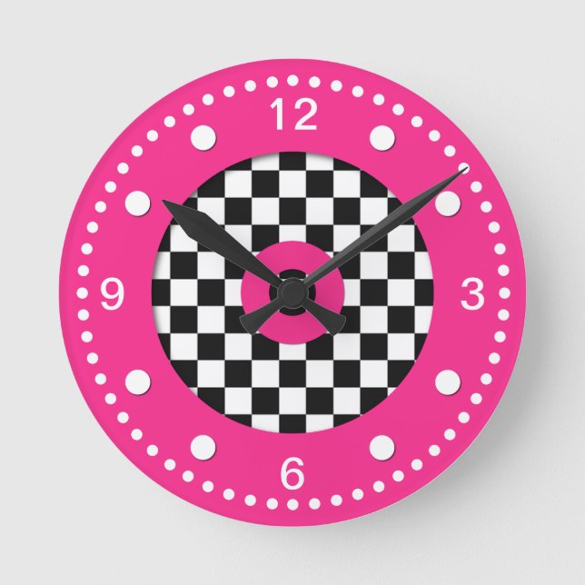 Retro-Karo und Hot-Pink-Wandklemme Runde Wanduhr (Vorderseite)