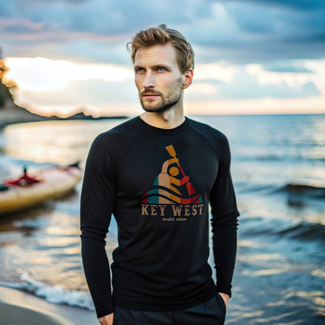 Retro Key West Kayaking T-Shirt (Von Creator hochgeladen)