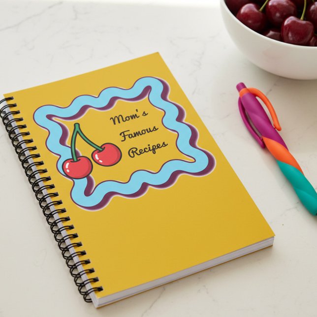 Retro Kitsch 70s Cherry Moms Famous Recipes Book Notizbuch (Kitsch notebook for moms famous recipes with retro cherries by Darling & May)