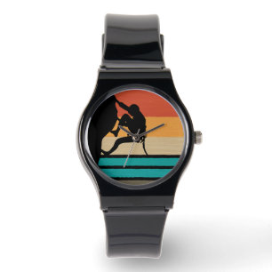 Retro Kletterer beim Klettern Armbanduhr