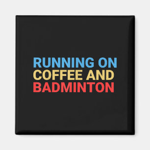 Retro-Läufer auf Kaffee und Badminton-Liebhaber Lu Magnet