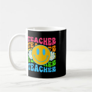 Retro-Lehrer mit glücklichem Lächeln - Grundschule Kaffeetasse