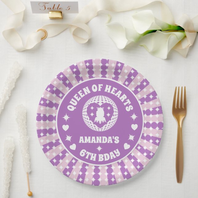 Retro Lila Herzkönigin zum Geburtstag Pappteller (Hochzeit)