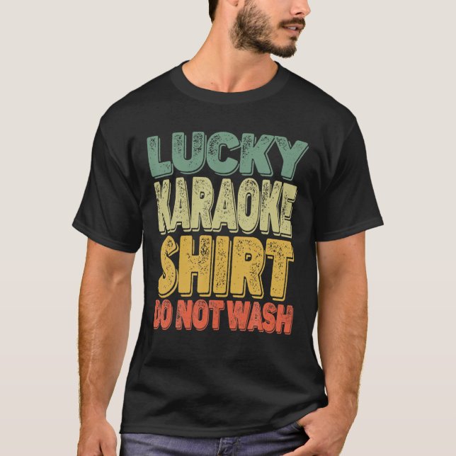 Retro Lucky Karaoke Sängerin Wash Men Women T-Shirt (Vorderseite)