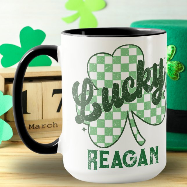 Retro Lucky Kleeblatt St Patrick's Day Monogram Tasse (Retro Lucky Shamrock St Patrick's Day Monogram Mug)
