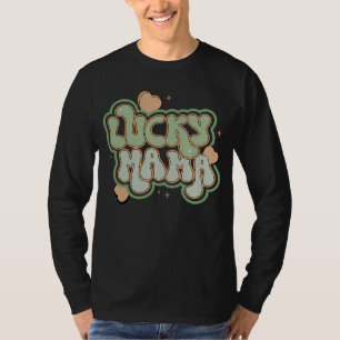 Retro Lucky Mama St Patrick's Day Heart Irish Fami T-Shirt