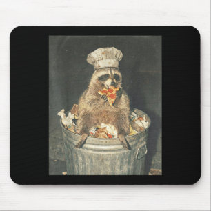 Retro-lustiger Waschbär-Koch isst Pizza-Mülleimer Mousepad