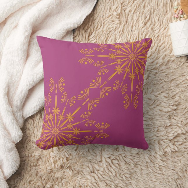 Retro Mandala Boysenberry Throw Pillow Kissen (Decke)