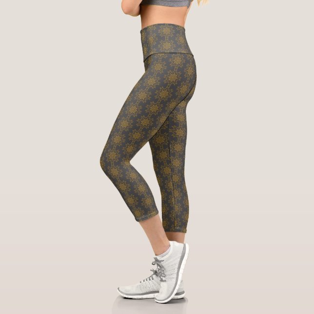 Retro Mandala Dusk High Waisted Capris (Links)