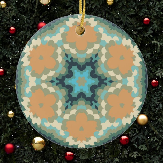 Retro Mandala Orange und Blue Keramik Ornament (Orange and Blue Retro Mandala Christmas Ornament from Wormhole Orbital)