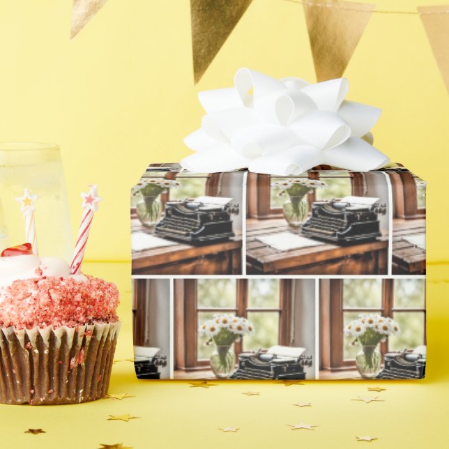 Retro Manuelle Schreibmaschine mit Daisis Geschenkpapier (Geburtstagsparty)