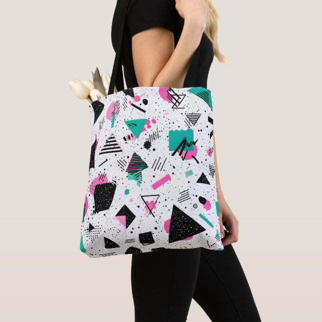 Retro Memphis Geometric Pattern (Von Nahem)
