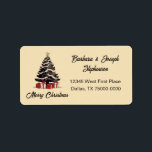 Retro Merry Christmas Tree Rücksendeadresse Label Adressaufkleber<br><div class="desc">Eine bezaubernde Kollektion von Produkten,  die mit bezaubernden Weihnachtsbildern geschmückt sind,  die mit Kunstwerken aus der Vergangenheit inspiriert wurden. Dieses Vintag inspiriert Rücksendelabel ist ideal,  um Ihre Feierlichkeiten,  Grüße oder Geschenke mit einer Touch Nostalgie zu versehen. Dieser Artikel kann bei Bedarf mit Ihrem eigenen Text personalisiert werden.</div>