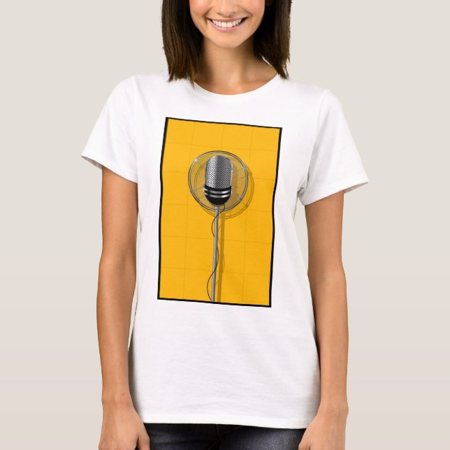 Retro Microphone on Bold Yellow T-Shirt (Vorderseite)