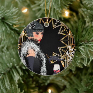 Retro Modefrau mit Glas Wein Keramik Ornament