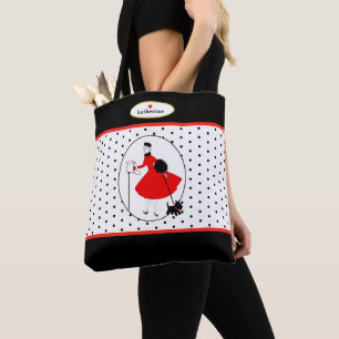 Retro-Modern Glamour-Dame mit Scottie-Hund