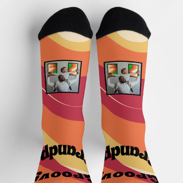 Retro-Muster "Groovy Grandpa" Foto Socken (Oben)