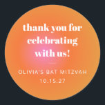 Retro Orange Gradient Bat Mitzvah Custom Vielen Da Runder Aufkleber<br><div class="desc">Fügen Sie Ihren Feiern einen Pop mit lebendigen Stilelementen hinzu, mit diesen individuell gestaltbaren Orange Gradient Bat Mitzvah Stickers, die sich perfekt für Ihre Gäste mit einer modernen und kühlen Touch eignen. Diese Aufkleber mit leuchtendem orangefarbenem Farbverlauf und eleganter weißer Typografie eignen sich ideal zum Abdichten von Gaumenbeutel, Einladungen oder...</div>
