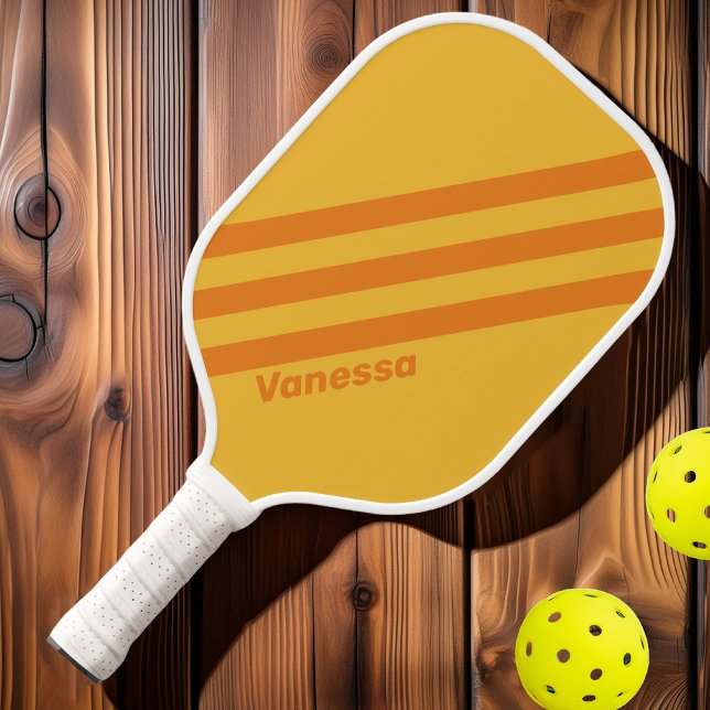 Retro Orange Groove Drei Streifen mit Namen Pickleball Schläger (Von Creator hochgeladen)