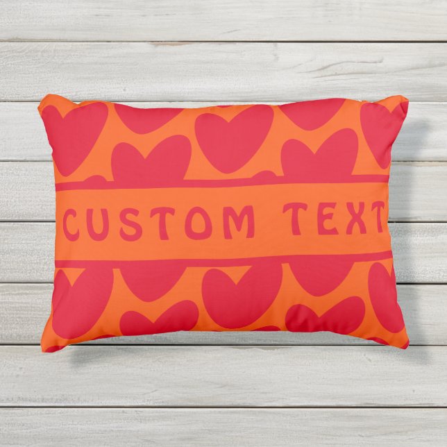 Retro Orange und Groovy Red Hearts Kissen Für Draußen (Vorderseite)