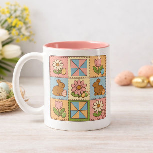 Retro-Osterhasen-Blumen-Quiltmuster Zweifarbige Tasse
