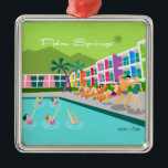 Retro Palm Springs Hotel Ornament Aus Metall<br><div class="desc">Dieses Retro Palm Springs Hotel ist ein Weihnachtsschmuck, das so fabelhaft wie kitschig ist. Die helle, gräulich helle Regenbogenfassade wird von den limiengrünen Bergen und den spektakulär ikonischen Palmen überragt. Es gibt ein Party am Schwimmbecken mit Bade-Schönheiten und Muskelmännern, die Vitamin D aufsaugen, während sie die synchronisierten Schwimmer beobachten. Es...</div>