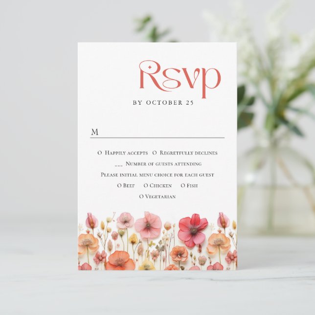 Retro Pastel Pink Boho Wild Blume Hochzeit RSVP Karte (Stehend Vorderseite)