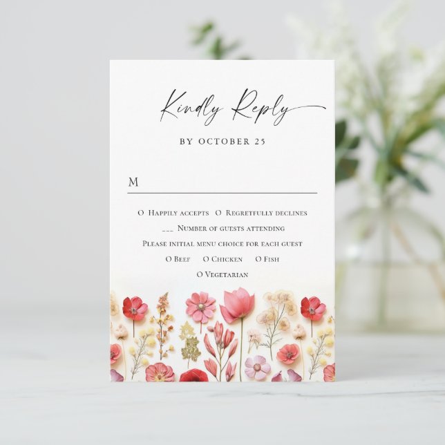 Retro Pastel Pink Boho Wild Blume Hochzeit RSVP Karte (Stehend Vorderseite)