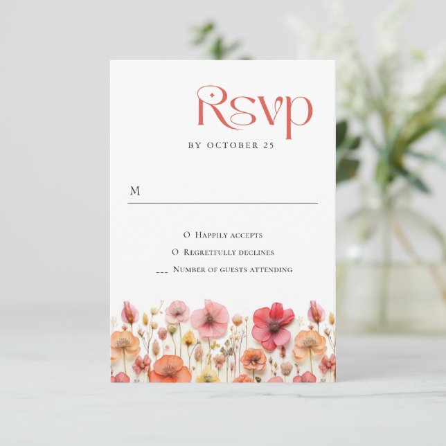 Retro Pastel Pink Boho Wild Blume Hochzeit RSVP Karte (Stehend Vorderseite)