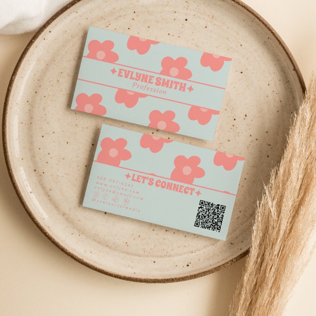 Retro Pastel Pink QR Code Groovy Floral Boho Girly Visitenkarte (Von Creator hochgeladen)