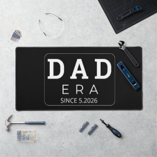 Retro personalisiertes Vatergeschenk Est 2026 Best Schreibtischunterlage