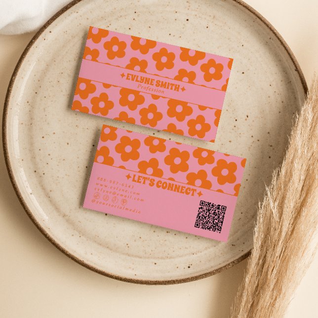 Retro Pink Orange QR Code Groovy Floral Boho Girly Visitenkarte (Von Creator hochgeladen)