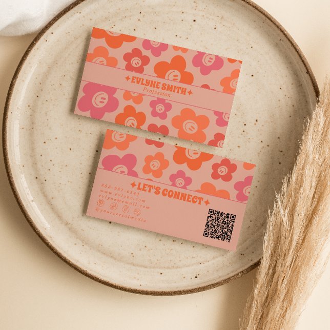 Retro Pink Orange QR-Code Groovy lächelnde Blumen  Visitenkarte (Von Creator hochgeladen)