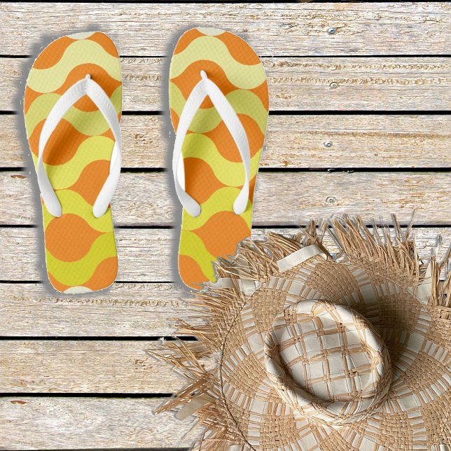 Retro Pods Orange Lemon Yellow Flip Flops (Von Creator hochgeladen)