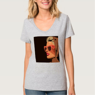 Retro Pop Art Woman mit Sonnenbrille Graphic T-Shirt
