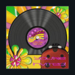 Retro Psychedelic Vinyl Record Party Einladungen<br><div class="desc">Versenden Sie unvergessliche Party-Einladungen mit diesen farbenfrohen Hippie-Styling-Einladungen psychedelischer Vinyl-Schallplatten. Es verfügt über einen lustigen originalen LP-Datensatz, den Sie mit einem Namen personalisieren können. Die Rückseite der Einladung kann mit allen Details Ihrer Veranstaltung personalisiert werden, ideal für ein neues oder sechzigjähriges thematisches Party! HINWEIS: Bitte entfernen Sie unerwünschten Beispieltext, was...</div>