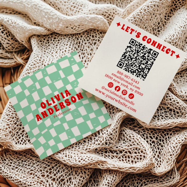 Retro QR Code Groovy Checkered Boho Trendy Unique Quadratische Visitenkarte (Von Creator hochgeladen)