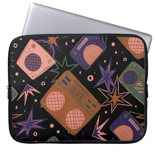 Retro-Radios, Bandrekorder-Muster. Laptopschutzhülle (Vorderseite)