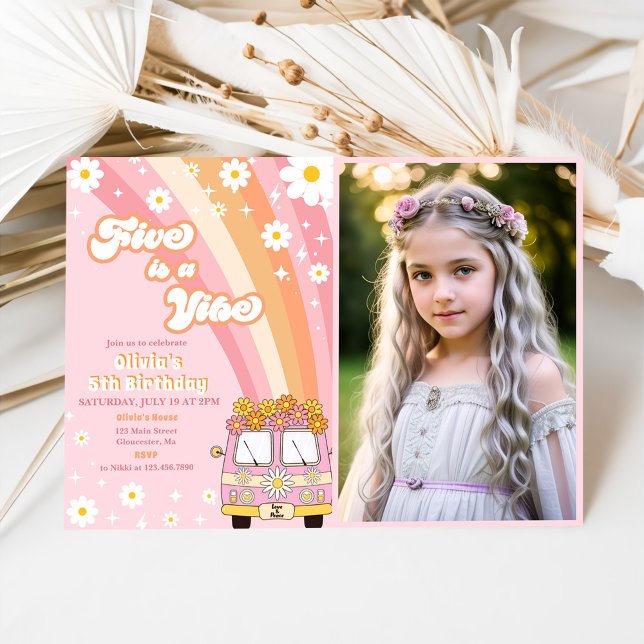 Retro Rainbow Five ist ein Vibe Groovy 5. Geburtst Einladung (Von Creator hochgeladen)